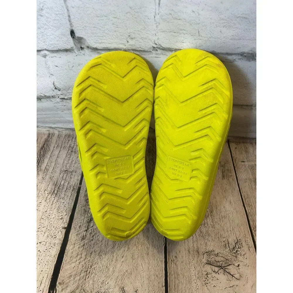 TOTES Girl’s Everywear Molded Sports Sandals / Size: 2-3